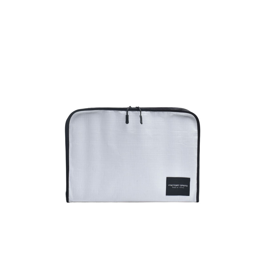 PC POUCH