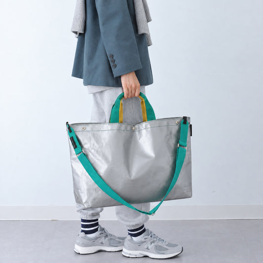 BASIC TOTE M