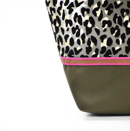 SAFARI LINE TOTE
